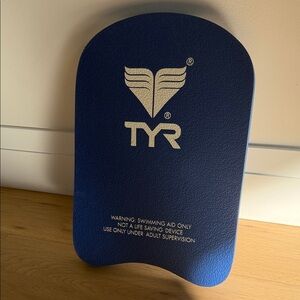 💦 TYR Navy Junior Swimming Kickboard